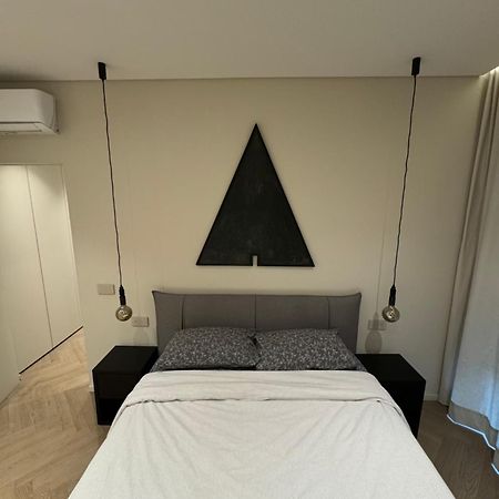 Duca Dei Navigli - Luxury Apartment In ميلان المظهر الخارجي الصورة