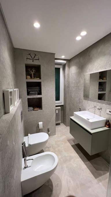 Duca Dei Navigli - Luxury Apartment In ميلان المظهر الخارجي الصورة