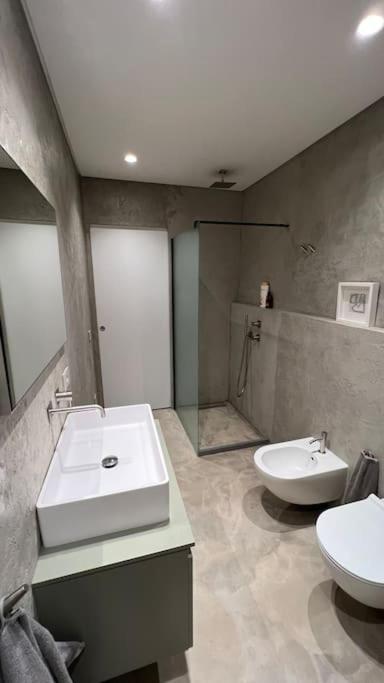Duca Dei Navigli - Luxury Apartment In ميلان المظهر الخارجي الصورة