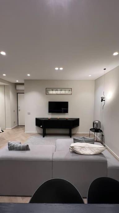 Duca Dei Navigli - Luxury Apartment In ميلان المظهر الخارجي الصورة